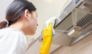 免拆洗油烟机多久洗一次（油烟机免拆洗清洗）