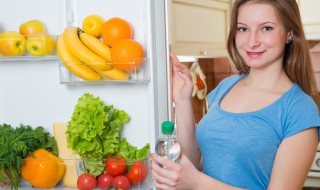 冰箱东西坏了怎么除臭（冰箱东西坏了臭怎么办）