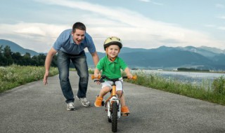 幼儿园课程的特点（幼儿园课程的特点口诀）