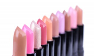 口红夏天要放冰箱吗（口红夏天需要放冰箱吗）