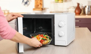 美的微波炉怎么解冻 美的微波炉怎么解冻食物视频