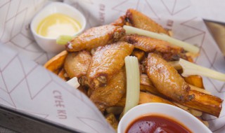 格兰仕微波炉怎么烤鸡翅（格兰仕微波炉怎么烤鸡翅根）