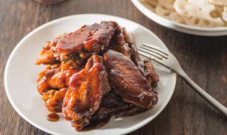 微波炉烤翅根的做法(微波炉烤翅根家常做法)