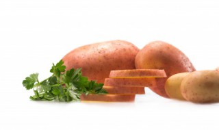 用微波炉做薯片的做法（微波炉做红薯片的做法）