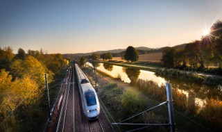 高铁怎么下车 第一次坐高铁怎么下车