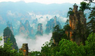 到张家界怎么坐高铁（成都到张家界怎么坐高铁）