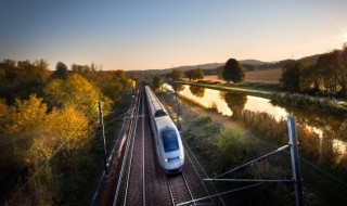 高铁怎么连wifi（高铁怎么连wiff）