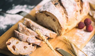 面包放在常温下还是冰箱里合适 面包放冰箱还是不放冰箱