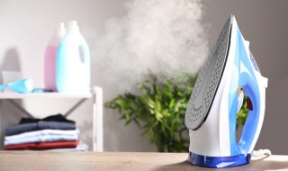 落地式熨斗怎么使用（挂烫式熨斗怎么用）