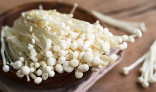 金针菇西兰花的做法 金针菇炒西兰花的做法