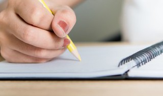 眼睛的睛怎么组词组两个词（眼睛的睛怎么组词组两个字）