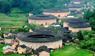 福建土楼的历史背景（福建土楼的历史背景简介）