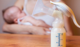 母乳放冰箱保鲜层能放多久(母乳放冰箱保鲜层可以放多久)