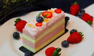 用微波炉怎么烤蛋糕（微波炉可以做蛋糕吗 怎么烤）