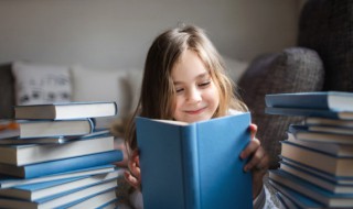 简单顺口的女孩名字2022 简单顺口的女孩名字笔画少的