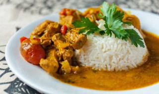 咖喱牛肉饭怎么做需要什么材料 咖喱牛肉饭需要的食材