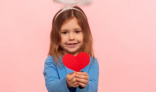 寓意自信阳光的女孩名字（寓意漂亮阳光女孩名字）