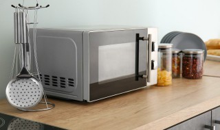 一次性透明饭盒可以微波炉加热吗(一次性透明饭盒可以微波炉加热吗s)