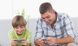 使命召唤手游如何调整持枪视角 使命召唤手游怎么调瞄准镜