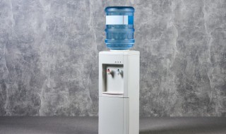 饮水机的选购技巧有哪些（家用饮水机该怎么选合适）