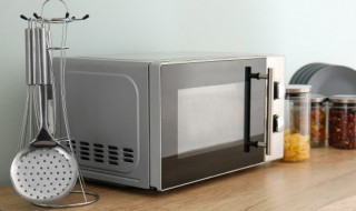 塑料打包盒可以放微波炉加热吗（塑料打包盒可以放微波炉加热吗有毒吗）