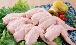 碳烤鸡翅怎么腌制方法（烤鸡翅的腌制作方法）