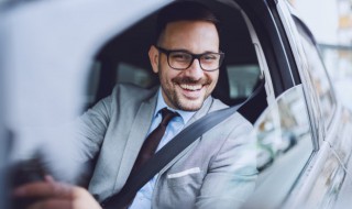 车窗怎么一键升降（英朗车窗怎么一键升降）