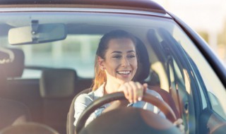 怎么关车窗 名爵5熄火后怎么关车窗