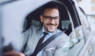 车窗密封条怎么更换 车窗的密封条怎么更换