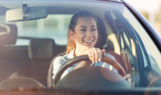 车窗关不上怎么办(车窗关不上怎么办,老是自动下降)