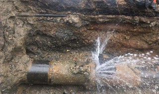 天气冷水管爆裂什么原因（天气冷水管爆裂的真正原因是什么）