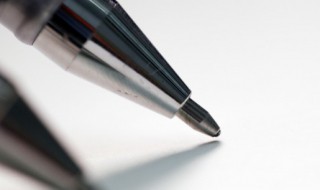 如何防止笔握变黄（握笔套变黄怎么办）