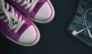 帆布鞋鞋舌头总跑偏怎么解决办法 怎么防止帆布鞋鞋舌跑偏