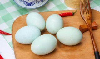 快速简便的腌咸鸭蛋方法你会不会（最简单的腌咸鸭蛋的方法）