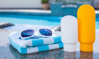 泳镜镜片内有划伤怎么补救（泳镜有划痕）