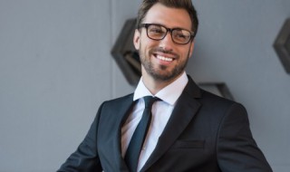 励志昵称男生霸气十足(励志昵称男生霸气十足三个字)