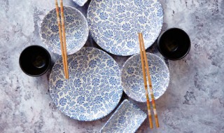 碗吸在一起怎么办（盘子和碗吸在一起了怎么办）