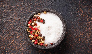 为什么盐会让你口渴（为什么盐会让你口渴冬天戴的帽子,怎么勾?）