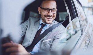 车窗只能开主驾驶室是怎么回事（车窗只有主驾驶能开）