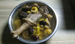 山鼠怎样煲汤才好吃呢(山鼠怎么煲汤)