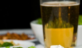 啤酒怎么浇花效果好（啤酒怎么浇花用）