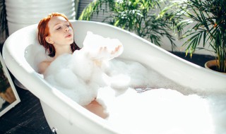 浴霸怎么制热（浴霸怎么加热水）