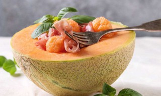 哈密瓜怎么吃最正确 哈密瓜正确吃法