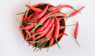 辣椒怎么晒干保存 辣椒怎么晒干好