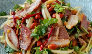 猪头肉的正宗做法 猪头肉的家常做法简单