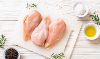 凉拌芹菜凉拌鸡胸的正宗做法（鸡胸凉拌的做法大全）