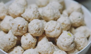 鸡胸肉山药丸子怎么做好吃又嫩（鸡胸肉山药丸子怎么做才好吃）