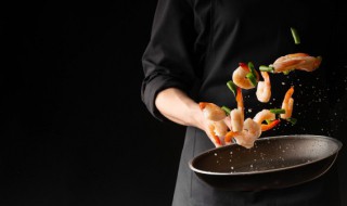 炒菜锅什么材质的好 电热炒菜锅什么材质的好