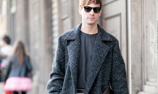 毛呢大衣什么材质的好(质量好的毛呢大衣一般是什么面料)