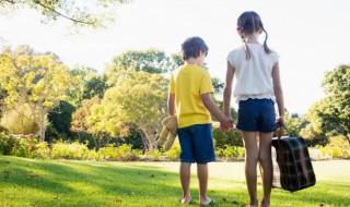 两个孩子打架怎么处理（两个孩子打架如何处理）